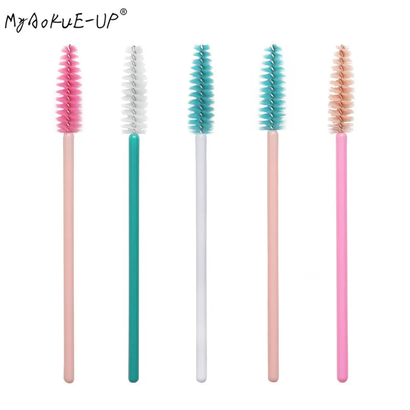 Enhance Your Lashes with Disposable Mascara Wand Applicators